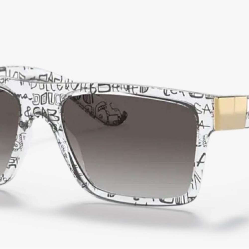 - dolce & gabanna sunglasses
